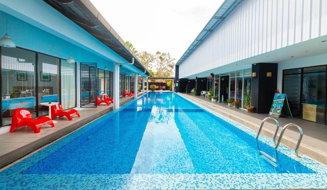The Villa Langkawi Pantai Cenang  Bagian luar foto